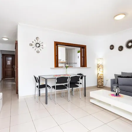 Home2book Cristianos, Pool &