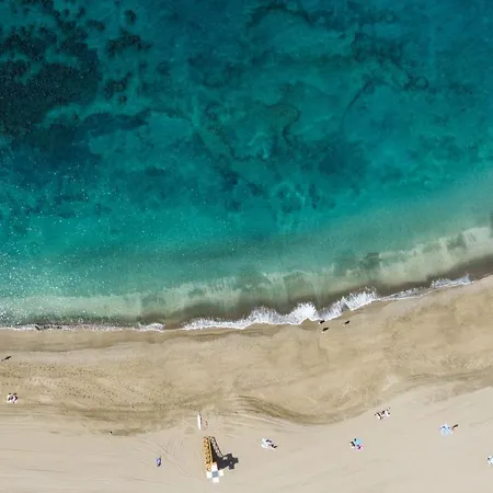 Home2book Cristianos, Pool &