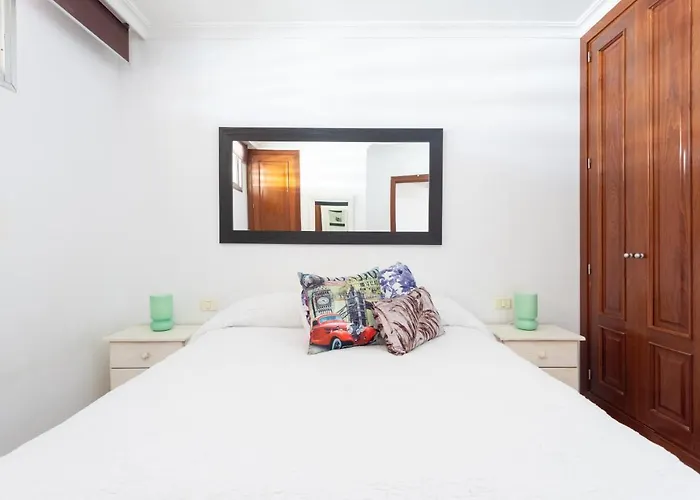 Home2book Cristianos, Pool & Apartman *