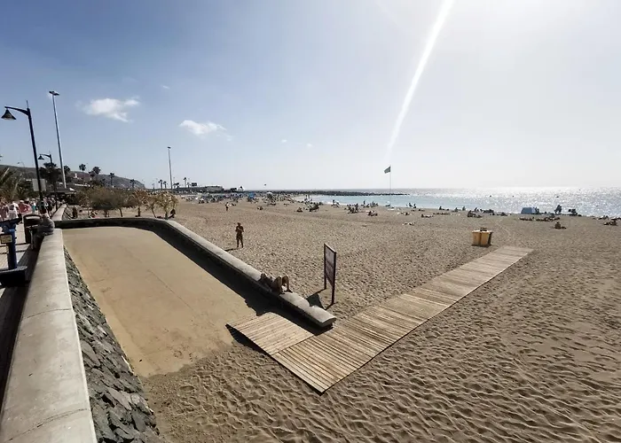 Home2book Cristianos, Pool &